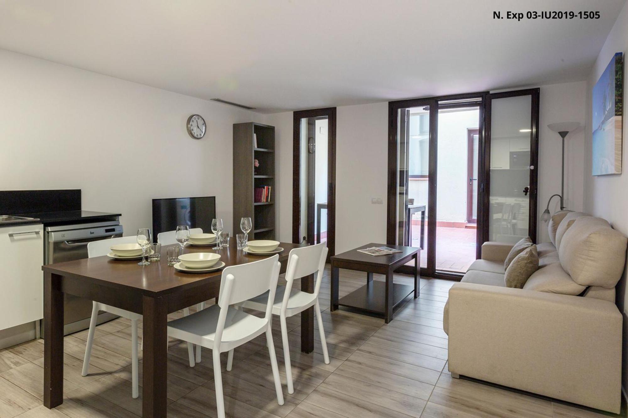 Apartament Ab Margarit *